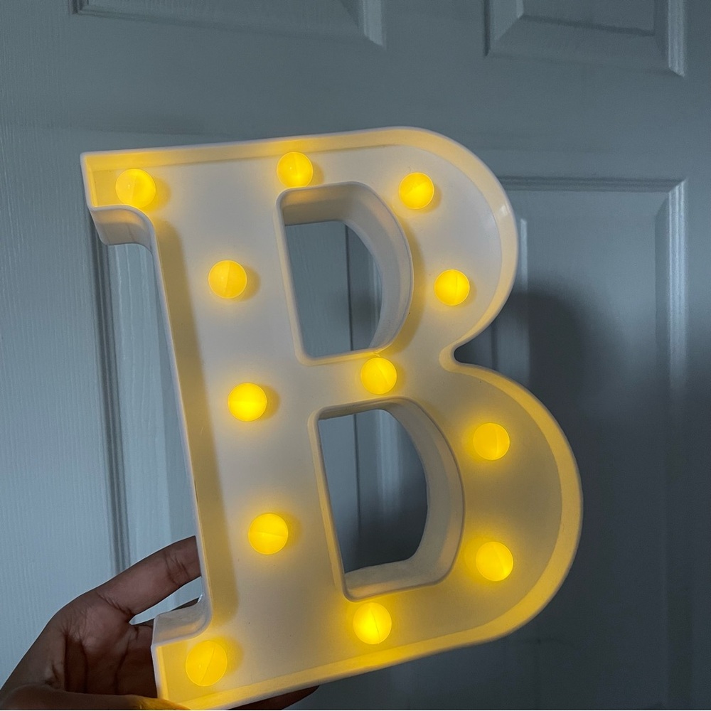 LED Marquee Letter B - Yellow Glow